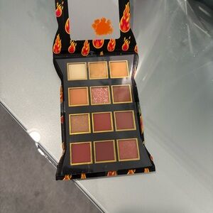 Warm-Neutral 12-Color Eyeshadow Palette - Multi Finish